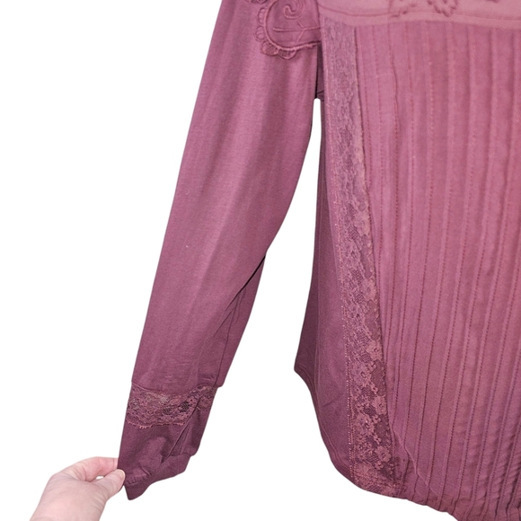 Tiny Anthropologie Long Sleeve Lace Crescent Top In L - Picture 7 of 12